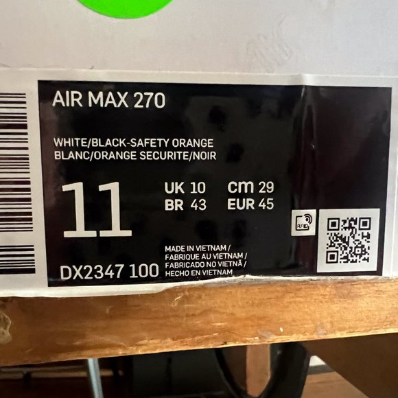 Nike Air Max 270 M11